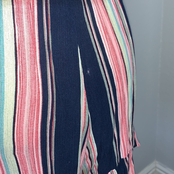 Gigio UMGEE Striped V-Neck Ruffled Romper Front Tie Side Pockets size Medium - Picture 11 of 15